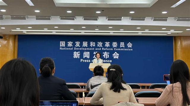 国家发改委：切实落实就业优先政策，强化就业精准服务保障